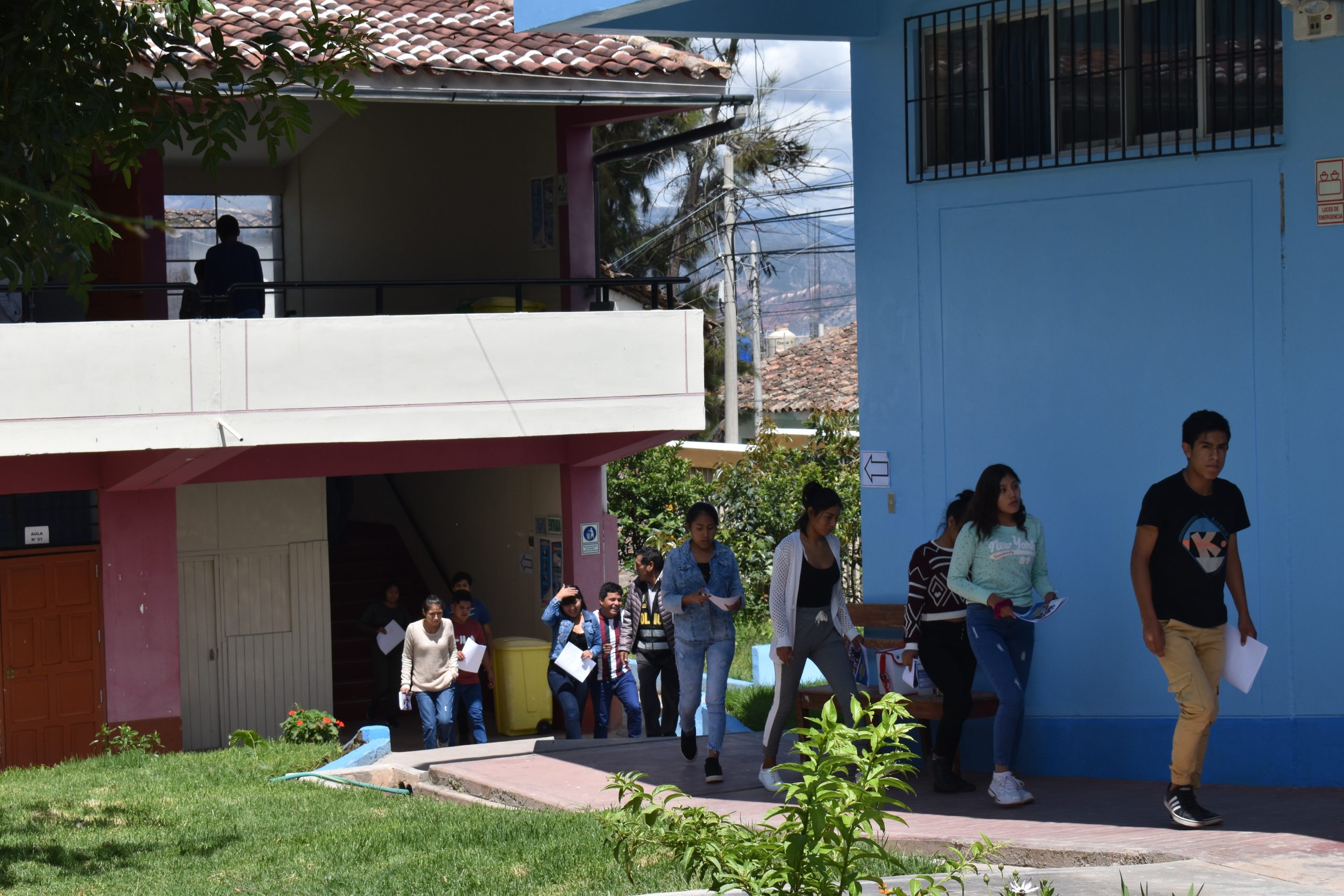 MAS DE 70 JÓVENES PARTICIPAN EN EL EXAMEN DE ADMISIÓN 2020 I MODALIDAD EXTRAORDINARIA