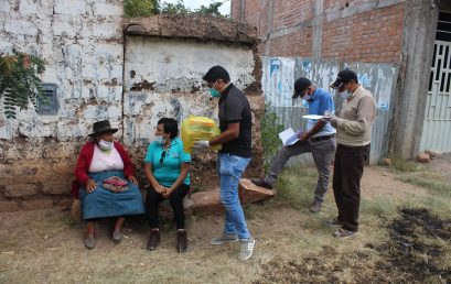 UNAH ENTREGA ALIMENTOS DE PRIMERA NECESIDAD A FAMILIAS VULNERABLES EN INTAY – LURICOCHA.