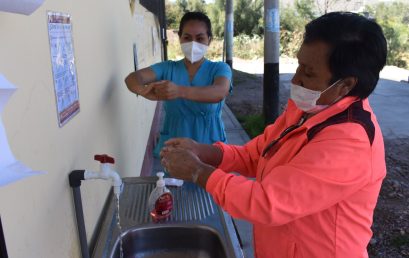 SESIÓN DEMOSTRATIVA SOBRE LAVADO DE MANOS PARA TRABAJADORES DE LA UNAH