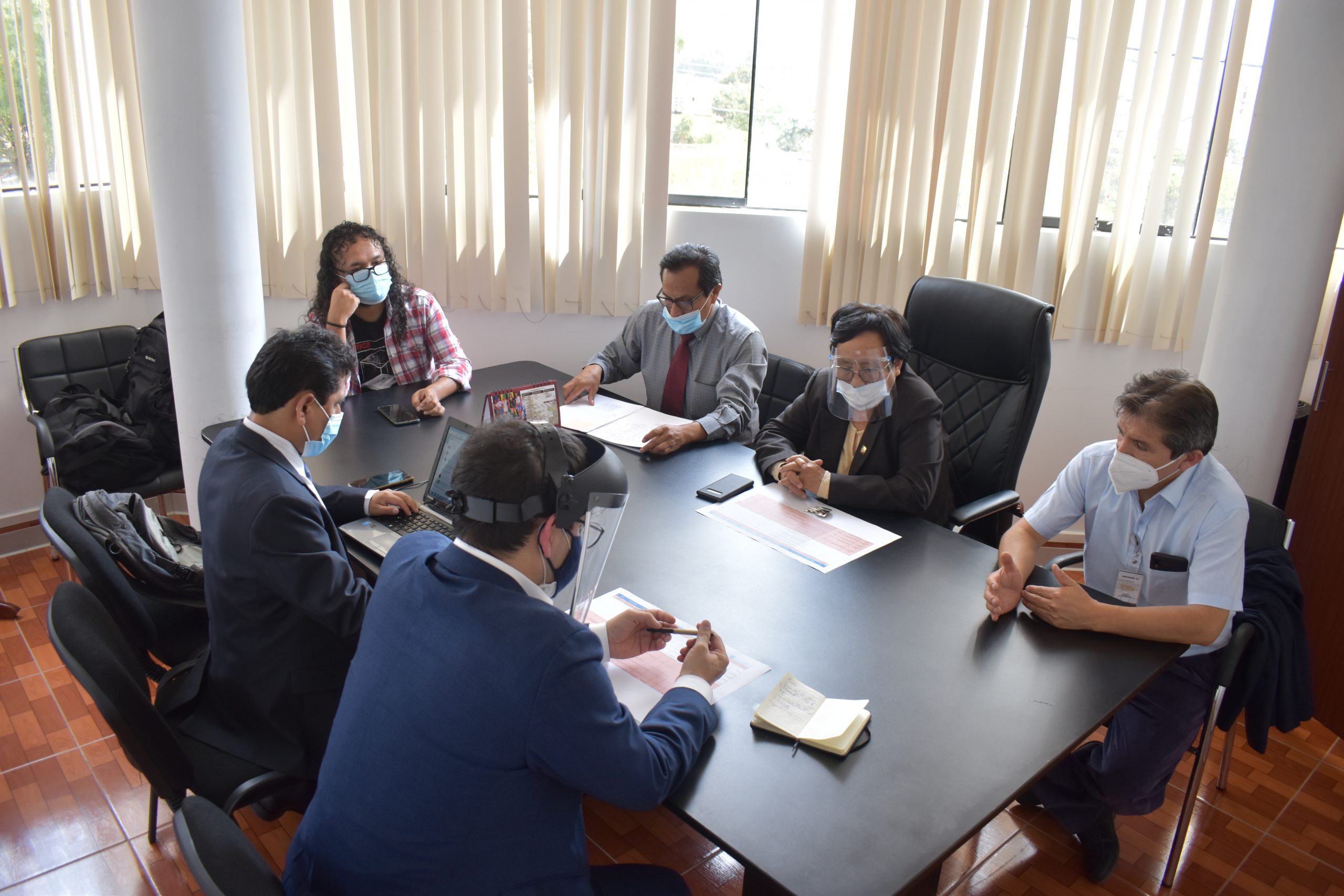 UNAH RECIBE VISITA DE TRABAJO DEL DIRECTOR GENERAL DE EDUCACIÓN SUPERIOR UNIVERSITARIA – DIGESU.