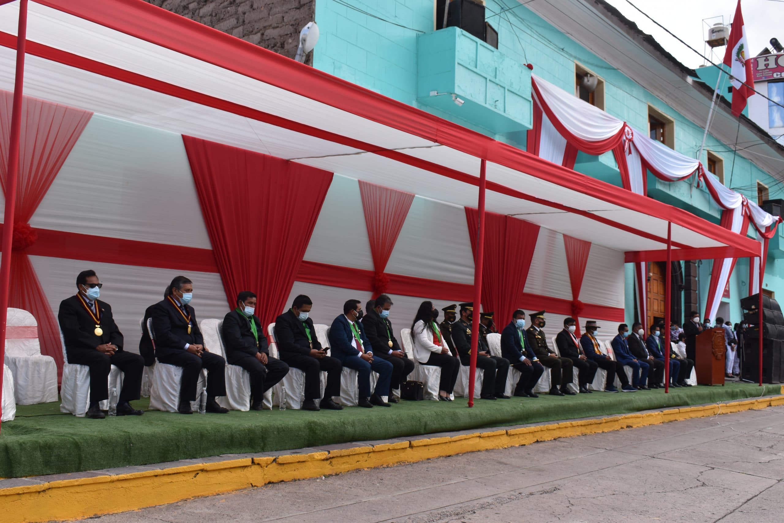 CEREMONIA POR EL BICENTENARIO