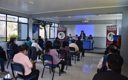 REUNIÓN CON LA PLANA DE DOCENTES DE LA UNAH.