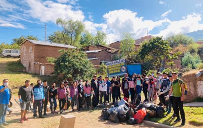 ESTUDIANTES PARTICIPAN EN JORNADA DE LIMPIEZA DEL RIO CHAQUIHUAYCCO.