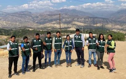 APOYAN INSTALACIÓN DE VIVERO FORESTAL A ESCOLARES DE AYCAS – LURICOCHA.