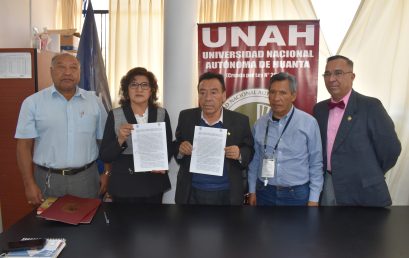 FIRMA DE CONVENIO CON LA CÁMARA DE COMERCIO DE AYACUCHO.