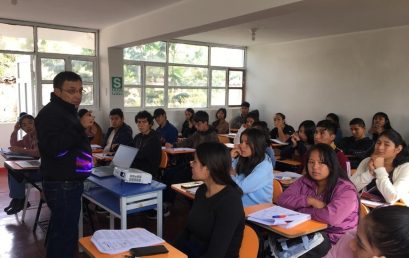 CHARLA DE LIDERAZGO Y MOTIVACIÓN EN EL CEPRE UNAH.